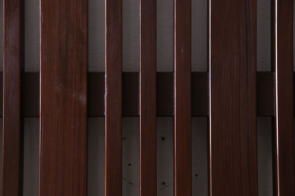 和製アンティーク　ヒノキ材　モダンなデザインの格子戸(蔵戸、引き戸、建具、玄関戸)