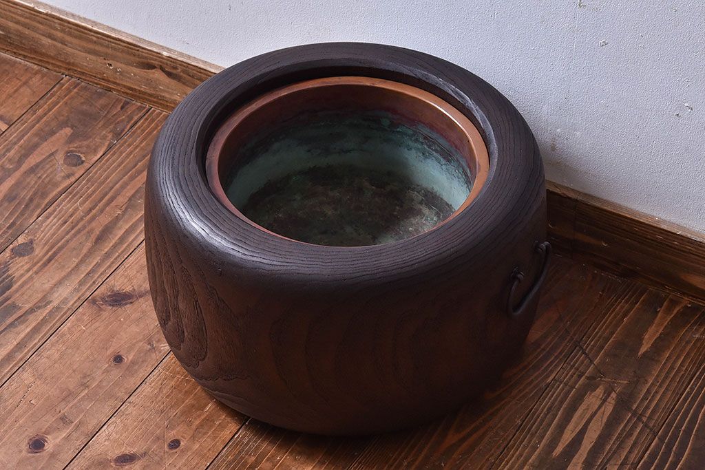 アンティーク雑貨 和製アンティーク 箱付 深みのある色合いが魅力的な刳り貫き桐火鉢(木製火鉢、桐火桶、鉢 カバー) | ラフジュ工房