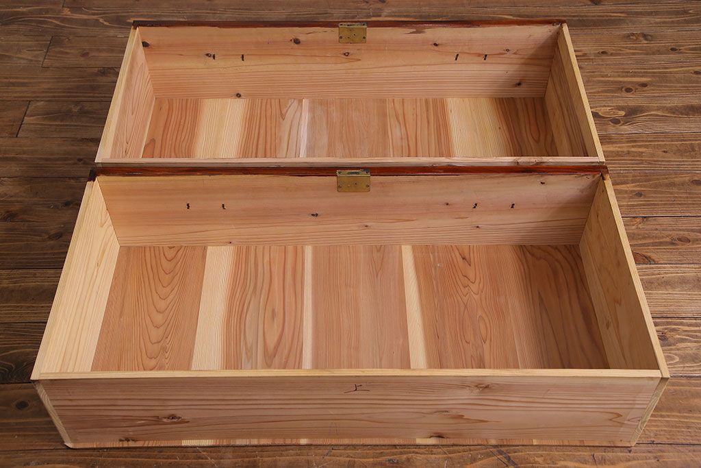 アンティーク家具　昭和期　前面ケヤキ材　漆塗りが美しいタンスローチェスト(引き出し、箪笥)