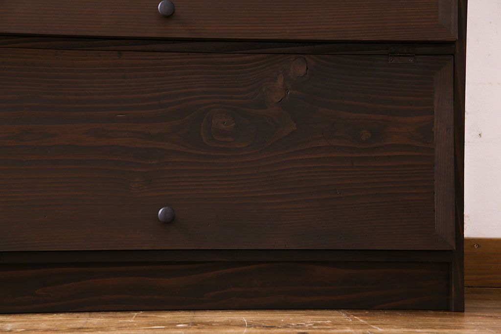 アンティーク家具　和製アンティーク　古材の木味が魅力的なパタパタ収納棚(戸棚、下駄箱)(1)