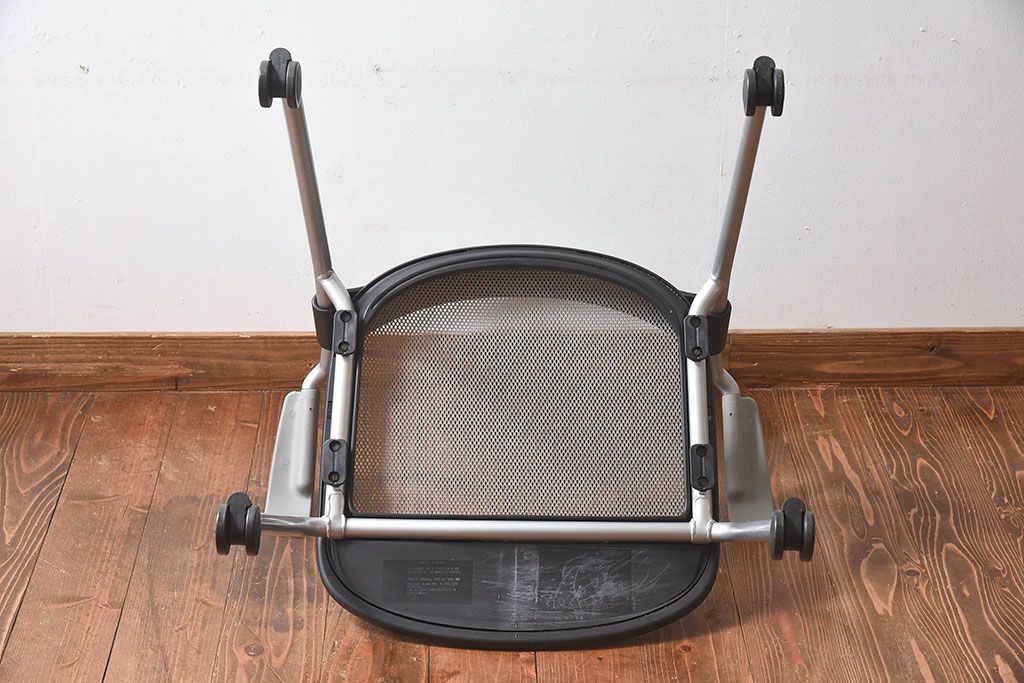 中古　ハーマンミラー社(Hermanmiller)　Caper Chair　ケイパーチェア(オフィスチェア、椅子、イス)(定価約6万円)