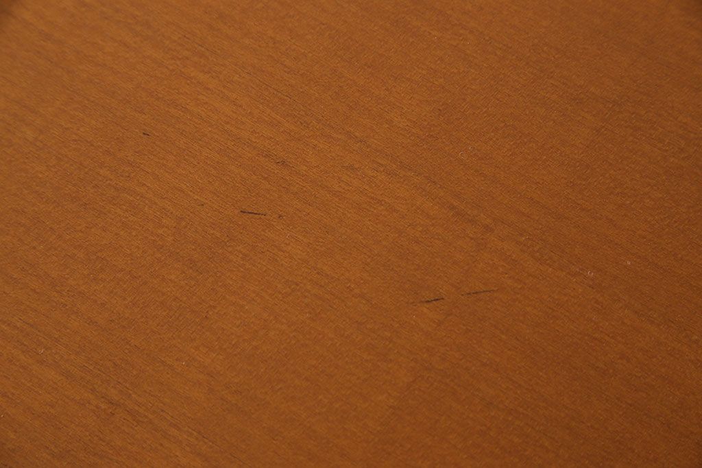 【Y様ご成約済み・ご決済用】中古　COSTANTINI PIETRO(コスタンチーニ・ピエトロ)　ずっしりとした佇まいのテーブル(ダイニングテーブル、机)