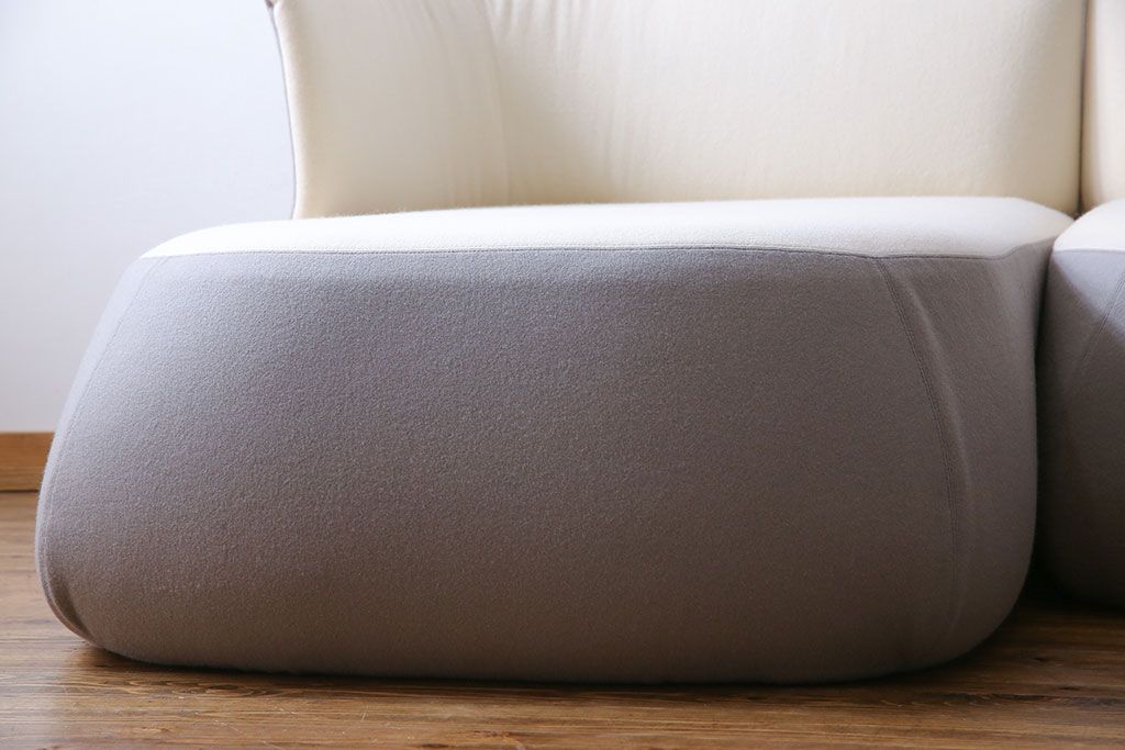 中古　廃盤品　B&B Italia　MAXALTO　FAT SOFA　システムソファ(カウチソファ、コーナーソファ)(定価約135万円)・クッション2個付き