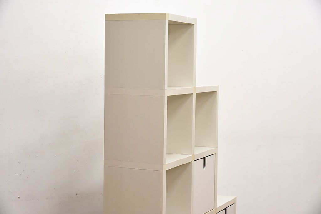 中古　カッシーナixc. SELECTION　Kartell(カルテル)　SHELVING SYSTEM(シェルビングシステム)(オープンラック、飾り棚)(定価約22万円)