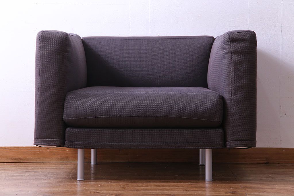 中古　Cassina(カッシーナ)　GRANDANGOLO(グランダンゴロ)　1人掛けソファ(1Pソファ、シングルソファ)(定価約38万円)