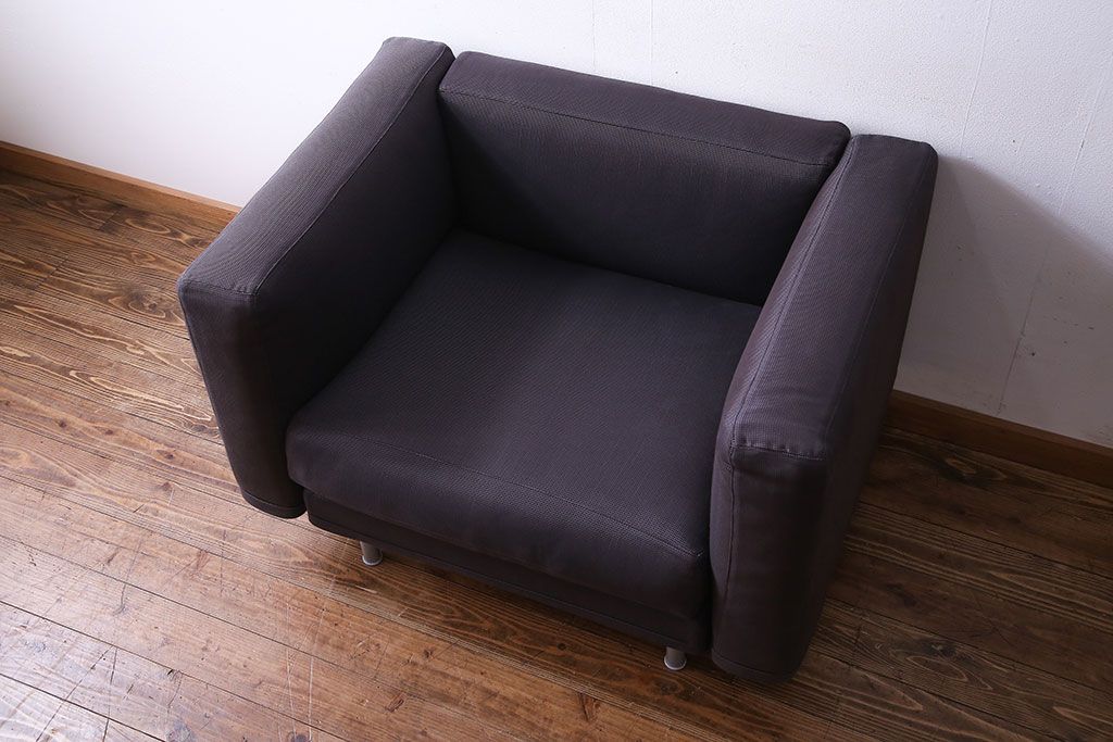 中古　Cassina(カッシーナ)　GRANDANGOLO(グランダンゴロ)　1人掛けソファ(1Pソファ、シングルソファ)(定価約38万円)