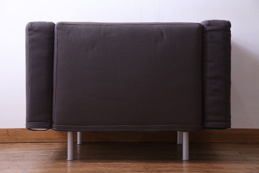 中古　Cassina(カッシーナ)　GRANDANGOLO(グランダンゴロ)　1人掛けソファ(1Pソファ、シングルソファ)(定価約38万円)