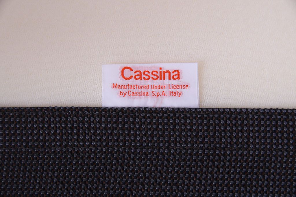 中古　Cassina(カッシーナ)　GRANDANGOLO(グランダンゴロ)　1人掛けソファ(1Pソファ、シングルソファ)(定価約38万円)