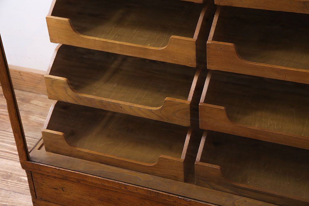 ヴィンテージ家具 ビンテージ イギリス製 Dudley Co.Ltd HOLLWAY ヴィンテージ家具 ビンテージ イギリス製 Dudley Co.Ltd HOLLWAY