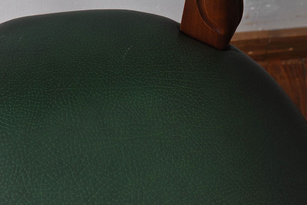 中古　フランス製　本革　上品な雰囲気漂うビーチ材のチェア(椅子)(1)