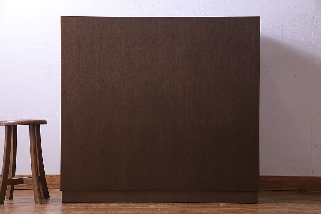 [A様ご成約済]　中古　前面ガラス　気品漂うシャツケース(ガラスケース、チェスト)(定価約30万円)