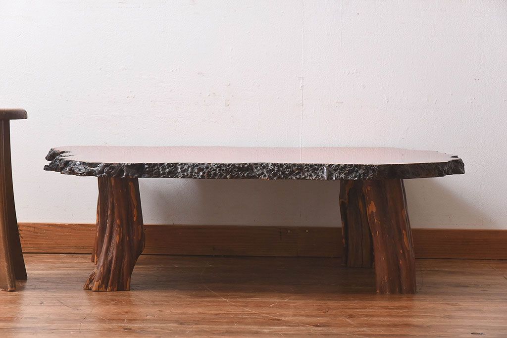 アンティーク家具　1960年頃　カリン材(花梨材)　鳥眼杢の天板と艶が美しい上質なセンターテーブル(座卓)