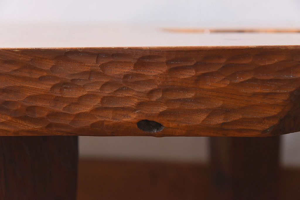 アンティーク家具　1970年頃　総ケヤキ材　天板の形が印象的なセンターテーブル(座卓)