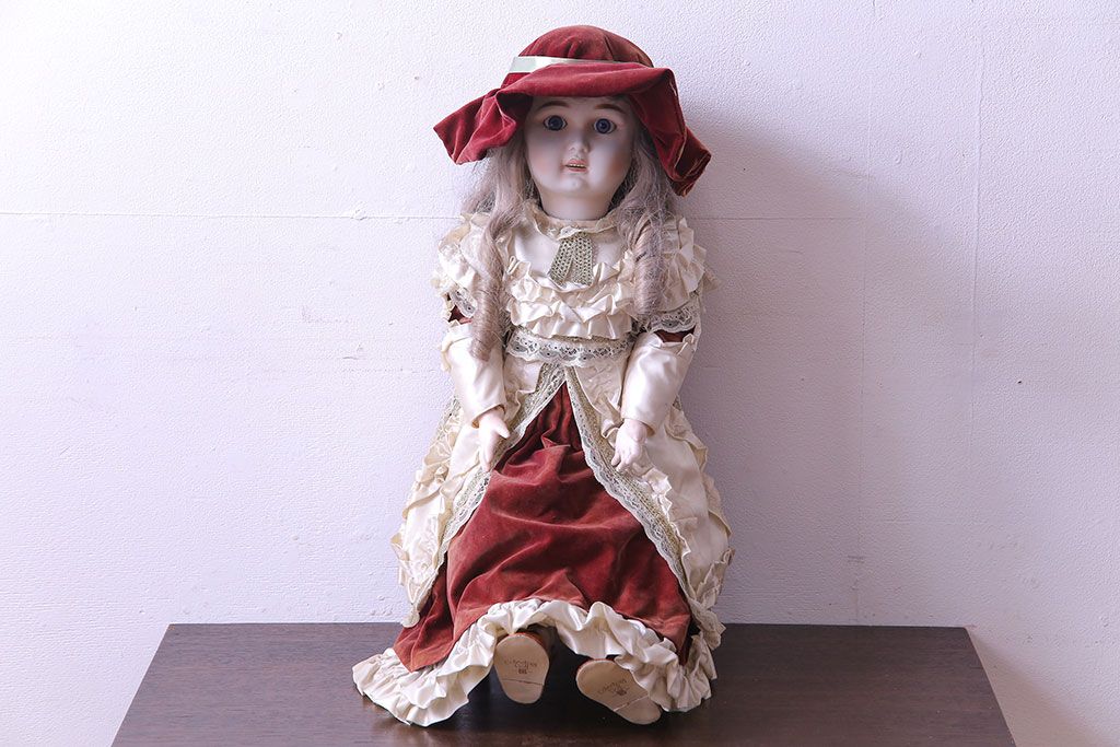 家庭にて飾ってあったものですCollector's Doll