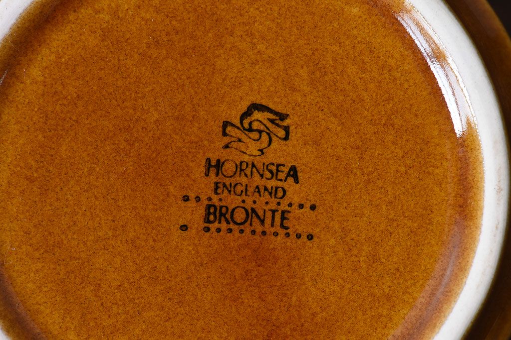イギリスビンテージ　HORNSEA(ホーンジー)　BRONTE(ブロンテ)シリーズ　カップ&ソーサー&プレート2客セット(洋食器)(3)