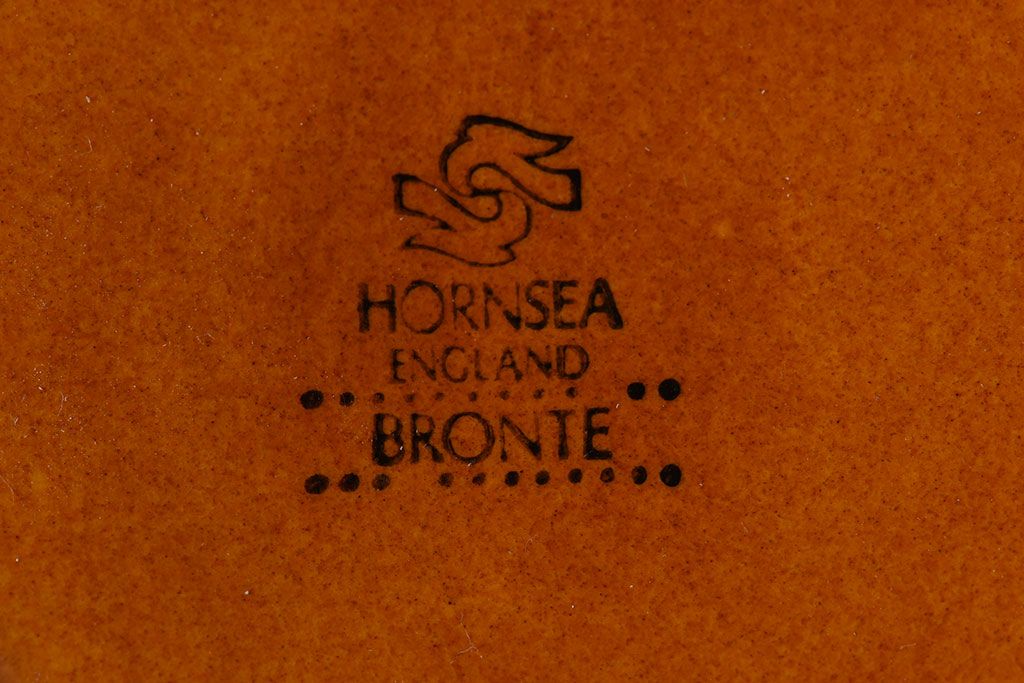 イギリスビンテージ　HORNSEA(ホーンジー)　BRONTE(ブロンテ)シリーズ　カップ&ソーサー&プレート4客セット(洋食器)