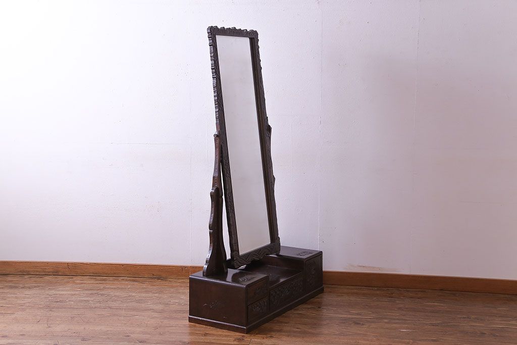 ヴィンテージ家具　ビンテージ　伝統工芸　軽井沢彫り　高級感のある佇まいのドレッサー(鏡、鏡台)