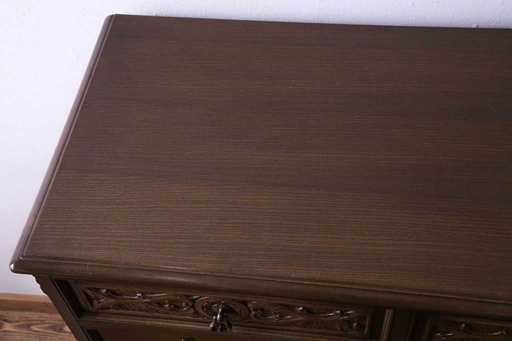ビンテージ　神戸洋家具老舗たかねや製　オーク材使用の上品なチェスト(引き出し)(永田良介)