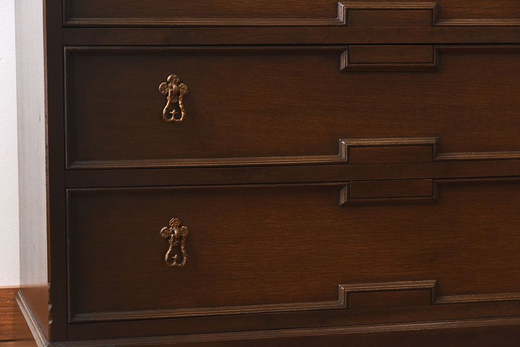 ビンテージ　神戸洋家具老舗たかねや製　オーク材使用の上品なチェスト(引き出し)(2)(永田良介)