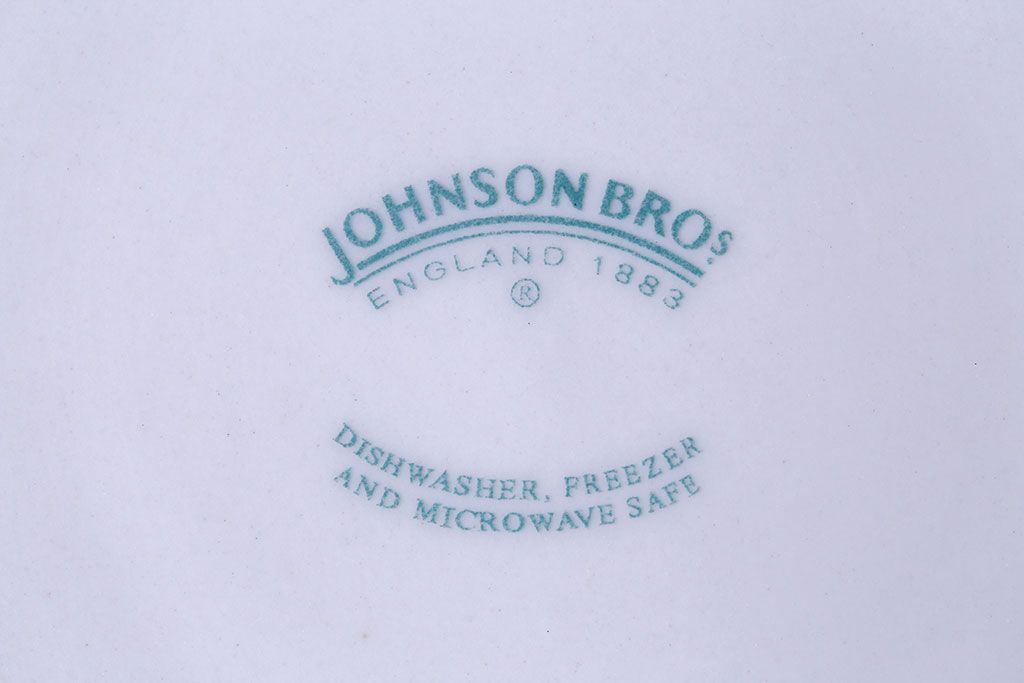 アンティーク雑貨　イギリスビンテージ　JOHNSON BROTHERS(ジョンソン・ブラザーズ)　Indies Blue(サインディーズ・ブルー)シリーズ カップ&ソーサー&プレート2客セット(洋食器)(1)