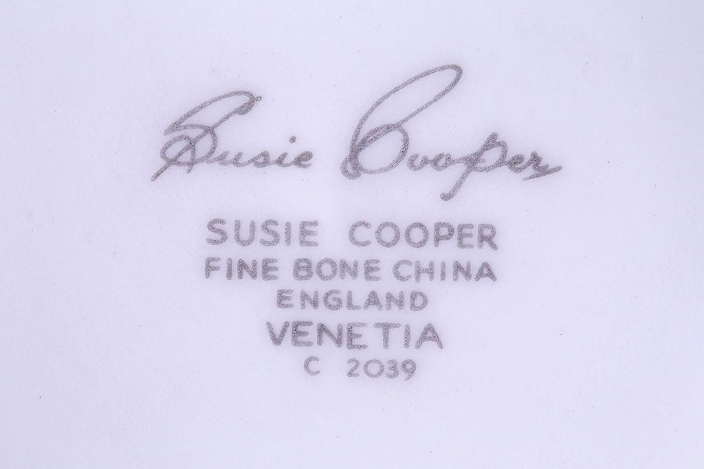 イギリスビンテージ　Susie Cooper(スージークーパー)　VENETIA(ヴェネチア)シリーズ　カップ&ソーサー&プレート2客セット(洋食器)(1)