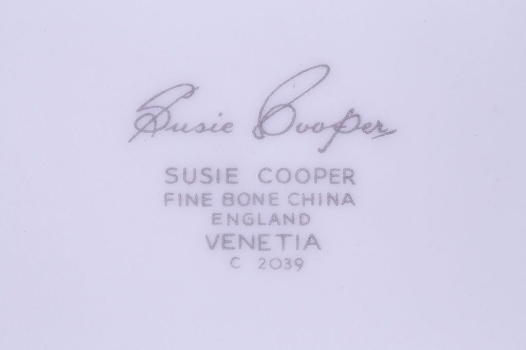 イギリスビンテージ　Susie Cooper(スージークーパー)　VENETIA(ヴェネチア)シリーズ　カップ&ソーサー&プレート2客セット(洋食器)(1)