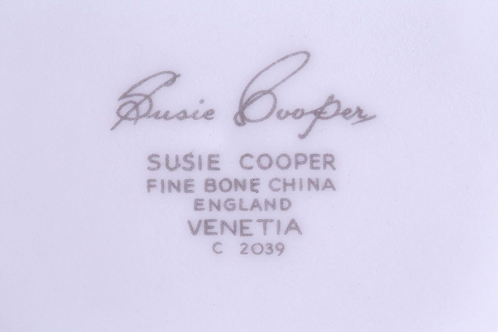 イギリスビンテージ　Susie Cooper(スージークーパー)　VENETIA(ヴェネチア)シリーズ　カップ&ソーサー&プレート2客セット(洋食器)(2)
