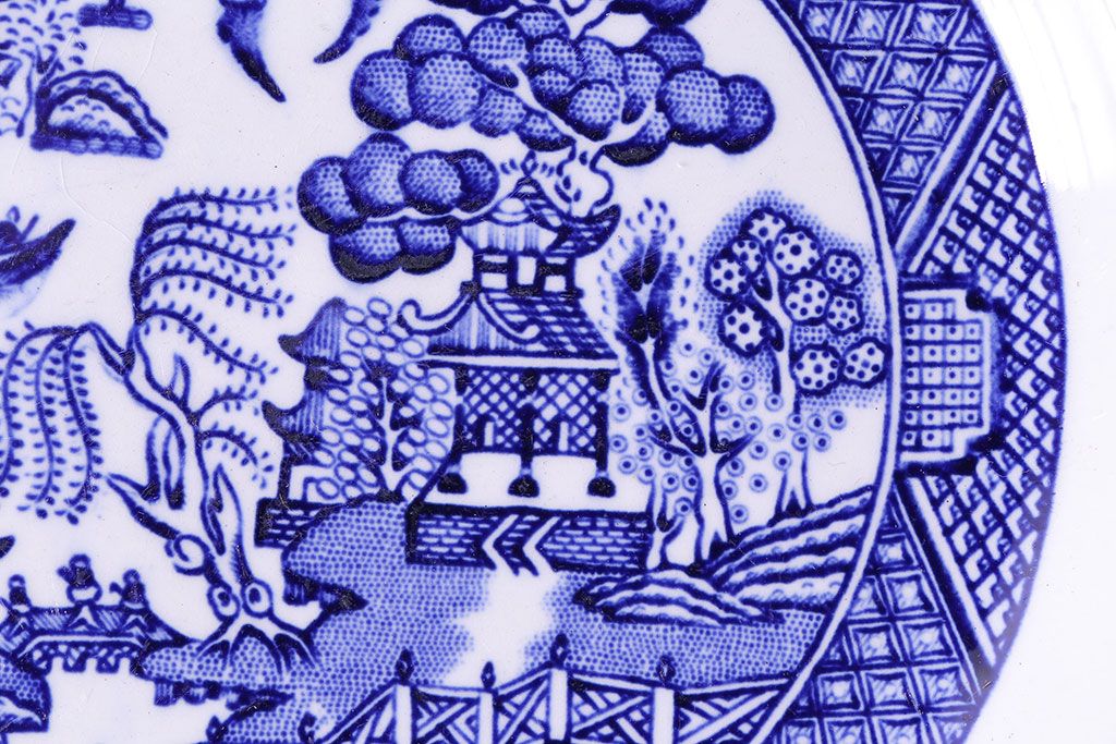 イギリス製　Barratts　東洋風の絵柄のプレート(皿)