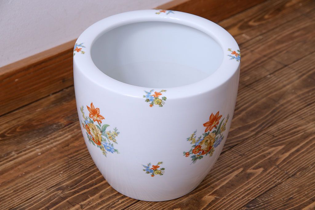 アンティーク雑貨　オールドノリタケ(日陶)　色絵　草花　上品な雰囲気漂う壱型火鉢(手あぶり、鉢カバー、傘立て)(1)