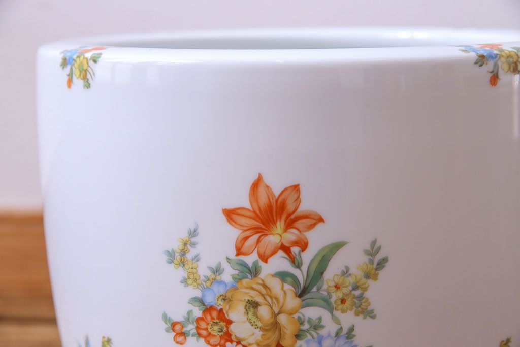 アンティーク雑貨　オールドノリタケ(日陶)　色絵　草花　上品な雰囲気漂う壱型火鉢(手あぶり、鉢カバー、傘立て)(1)
