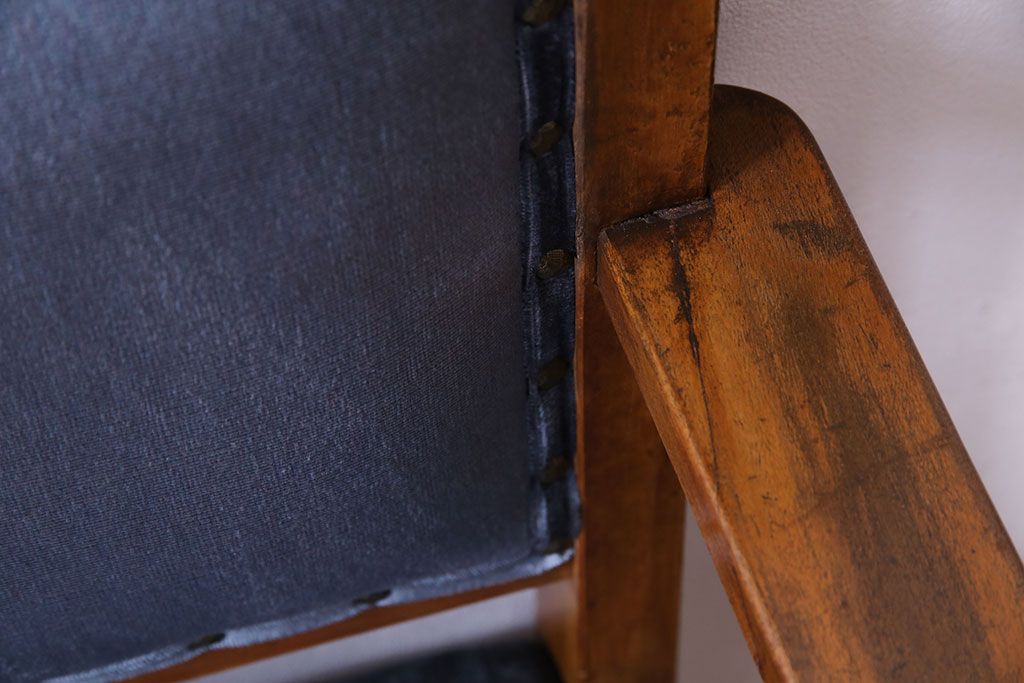 レトロ家具　昭和レトロ　古い木の質感が趣き深いチャーチチェア(椅子、アームチェア)(1)