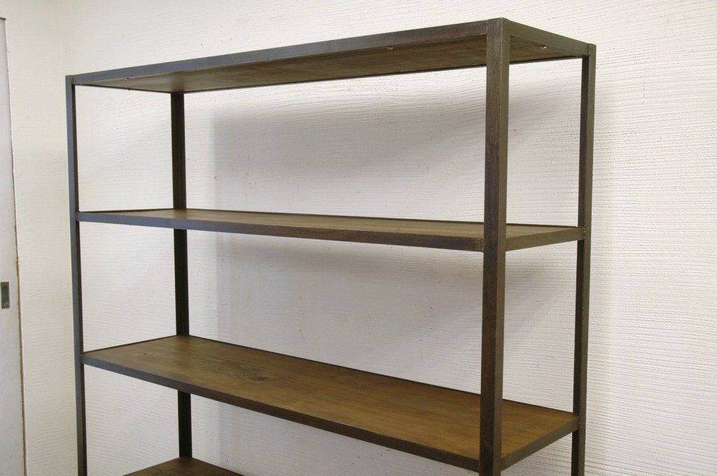アンティーク家具　◆重厚なアイアンラック