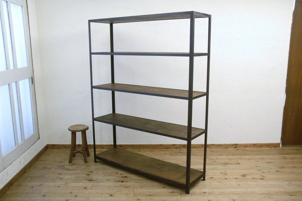 アンティーク家具　◆重厚なアイアンラック