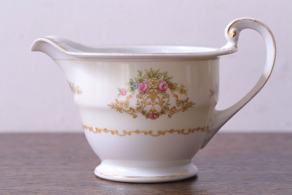 アンティーク雑貨　中古　ノリタケ(Noritake)　上品な花柄のミルクピッチャー(クリーマー、ミルクポット)