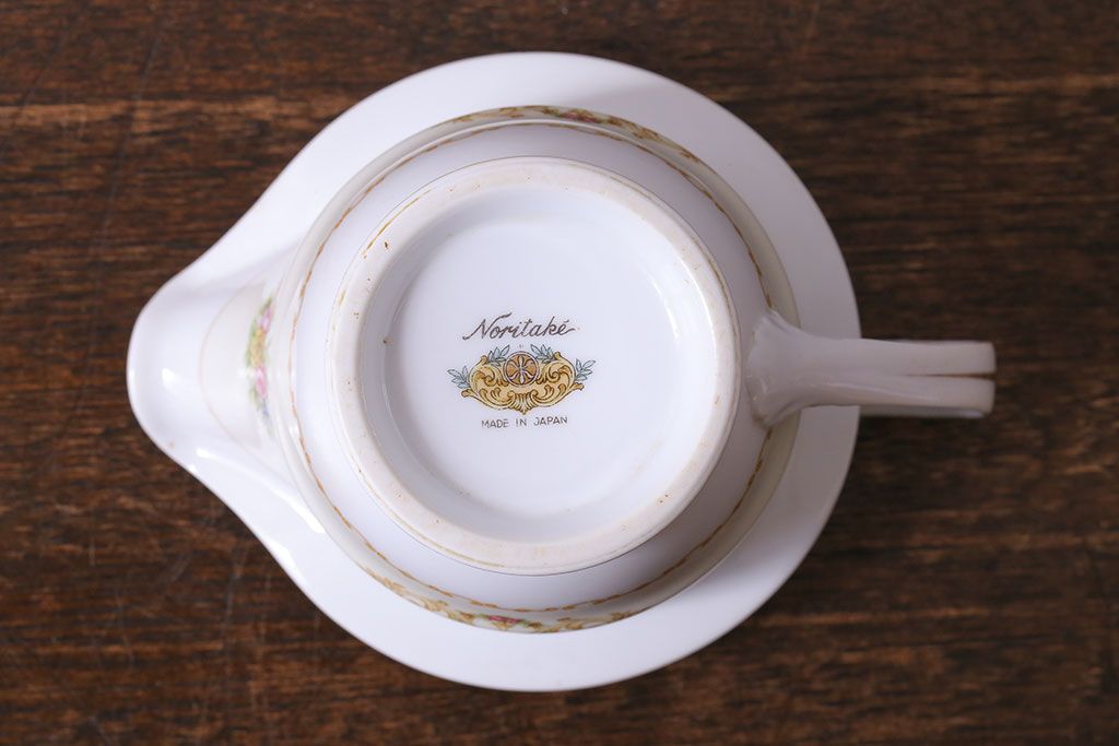 アンティーク雑貨　中古　ノリタケ(Noritake)　上品な花柄のミルクピッチャー(クリーマー、ミルクポット)