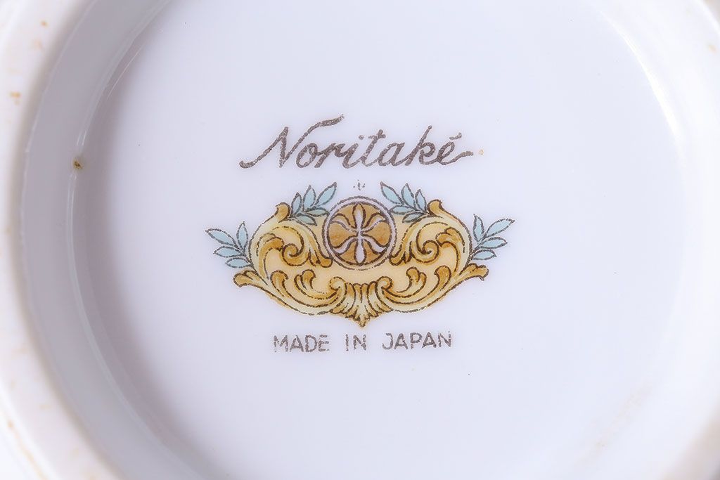 アンティーク雑貨　中古　ノリタケ(Noritake)　上品な花柄のミルクピッチャー(クリーマー、ミルクポット)