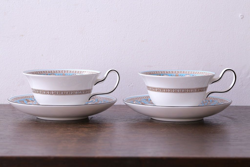 アンティーク雑貨　【T様ご成約】中古　イギリスWedgwood(ウェッジウッド)　FLORENTINE(フロレンティーン)　ターコイズ　カップ&ソーサー2客セット