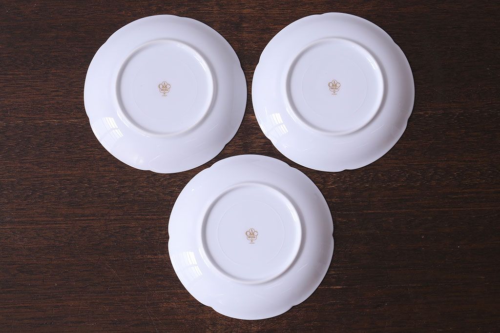 アンティーク雑貨　中古　大倉陶園　金彩　小さなバラ柄の小皿3枚セット(洋食器)