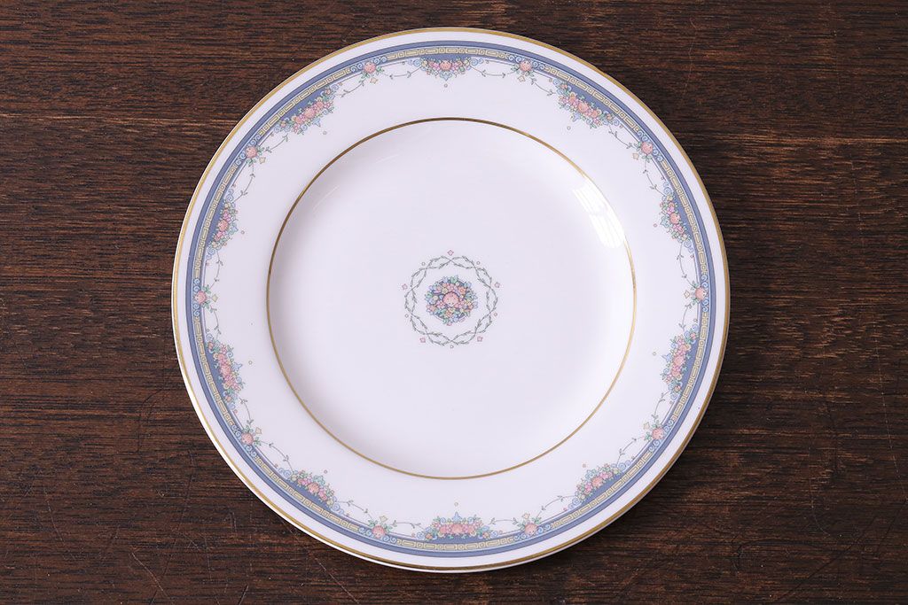 アンティーク雑貨　ROYAL DOULTON(ロイヤルドルトン) SALISBURY(ソールズベリー)　プレート(平皿、洋食器)3枚セット