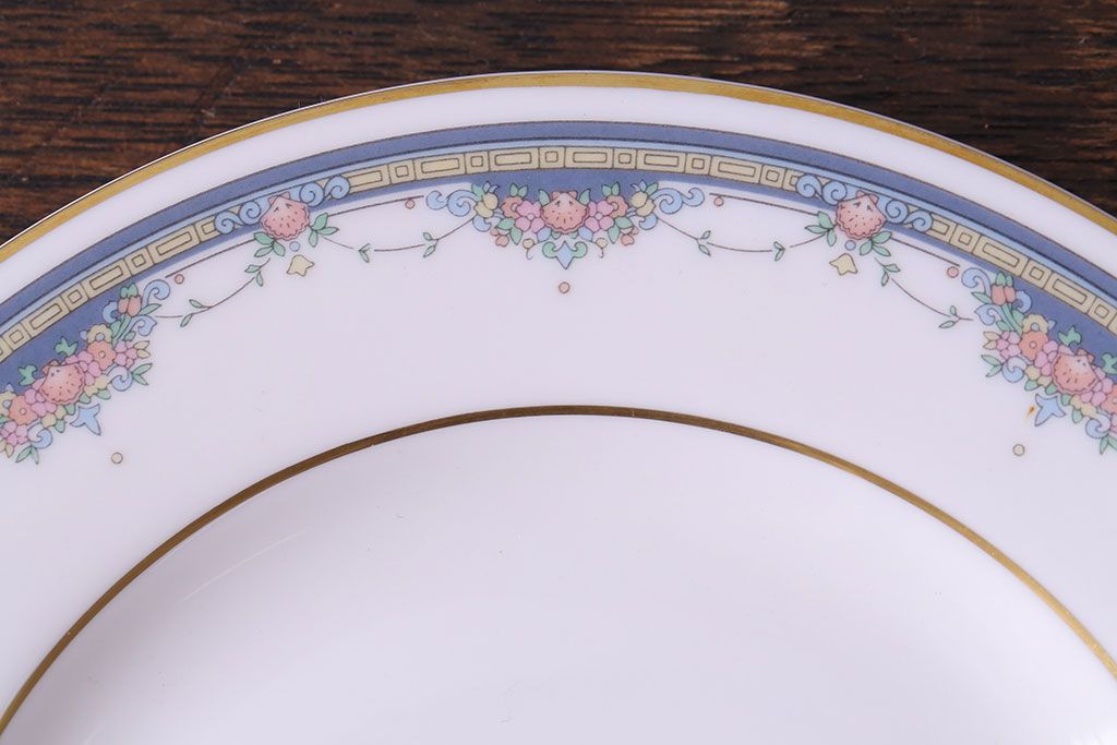 アンティーク雑貨　ROYAL DOULTON(ロイヤルドルトン) SALISBURY(ソールズベリー)　プレート(平皿、洋食器)3枚セット