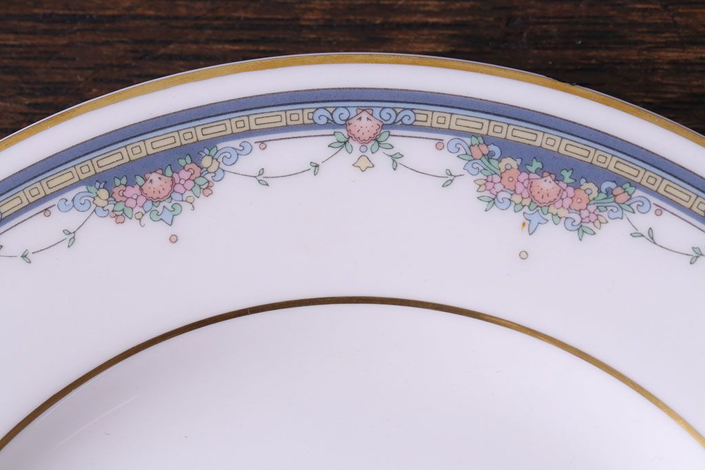 アンティーク雑貨　ROYAL DOULTON(ロイヤルドルトン) SALISBURY(ソールズベリー)　プレート(平皿、洋食器)3枚セット