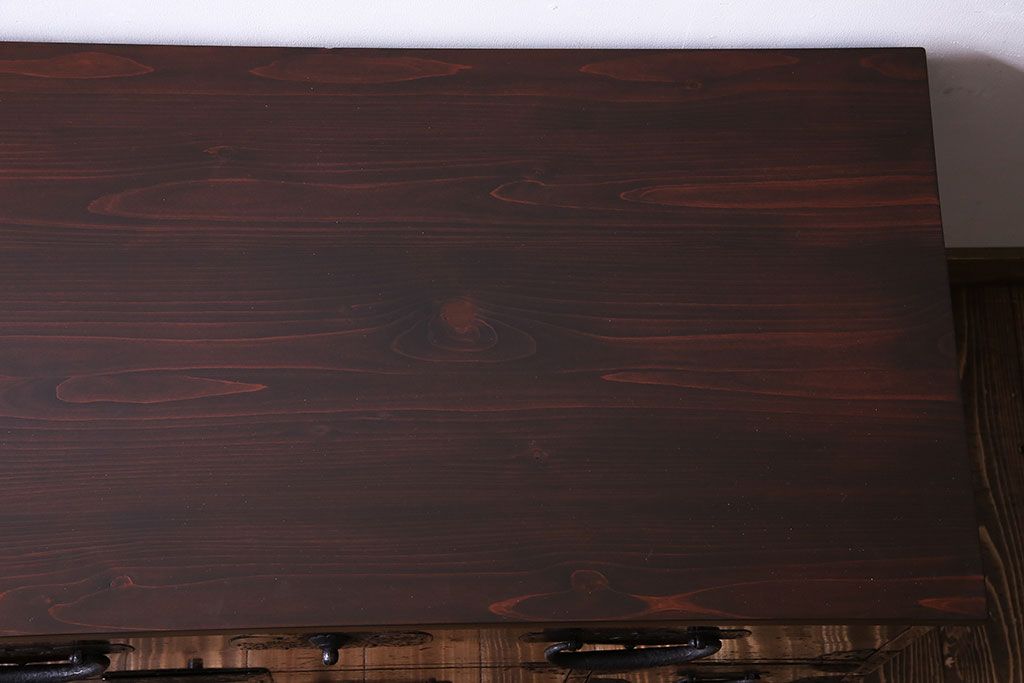 アンティーク家具　和製アンティーク　隠し付き!　和モダンなローチェスト(箪笥ローボード、衣装箪笥、引き出し)