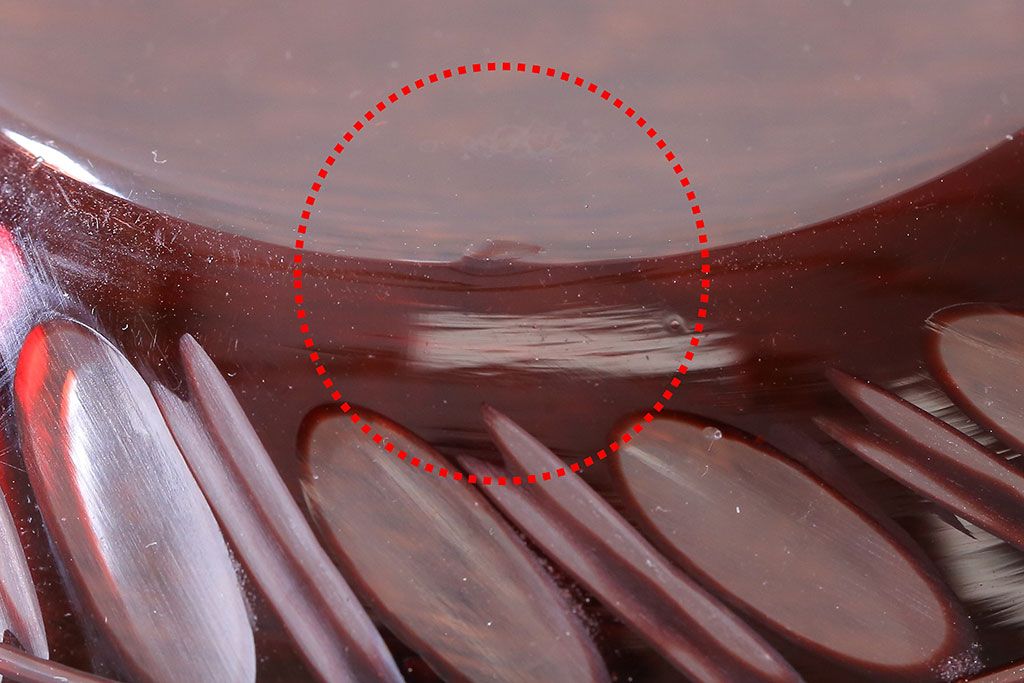 アンティーク雑貨　赤被せ　上品なデザインの切子ガラス小皿(和食器)2個セット
