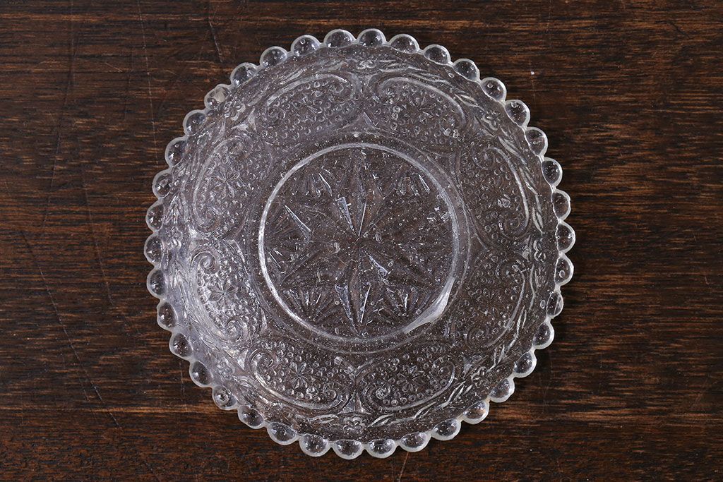 アンティーク雑貨 大正期 古い質感が味わい深いプレスガラスの小皿(ガラスプレート)(3) | ラフジュ工房