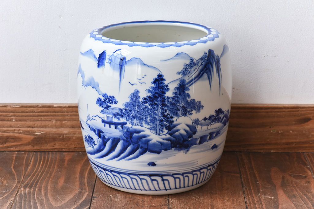 アンティーク雑貨　昭和期　山水図　藍色の濃淡が美しい瀬戸火鉢(鉢カバー)(2)
