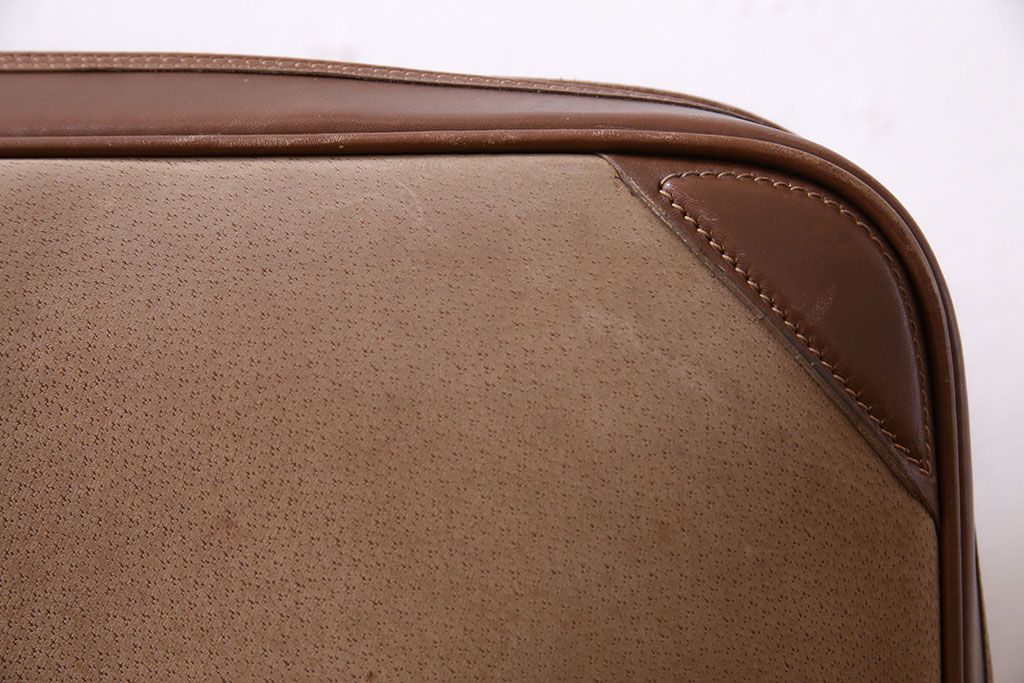 アンティーク雑貨　オールドグッチ(GUCCI)　シンプルさがおしゃれなバッグ(鞄)