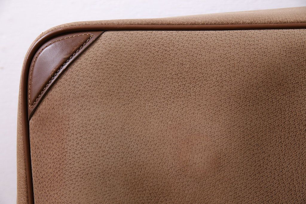アンティーク雑貨　オールドグッチ(GUCCI)　シンプルさがおしゃれなバッグ(鞄)