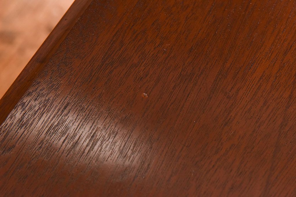 アンティーク家具　イギリスアンティーク　マホガニー　細かな引き出しが魅力の薄型コンソールテーブル(サイドテーブル)