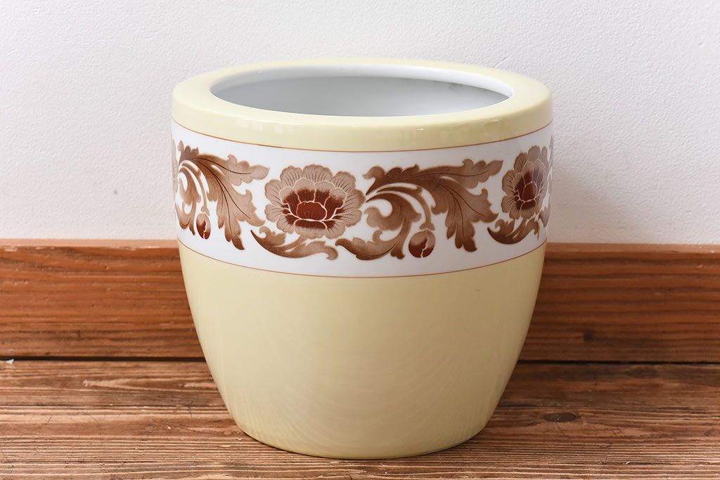 アンティーク雑貨　中古　オールドノリタケ(則武・日陶)　菊牡丹文がレトロな火鉢(鉢カバー、手あぶり)