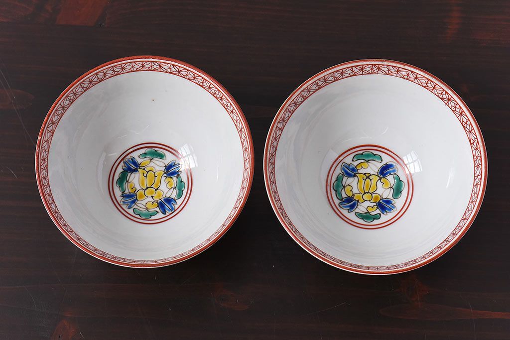 幕末〜明治期!　余白を美しく魅せる赤絵染付蓋茶碗2客セット(1)